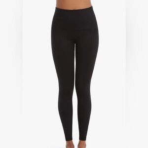 SPANX Look At Me Now Leggings